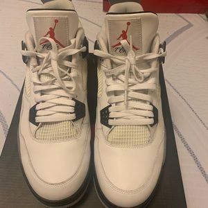 Air Jordan 4 2012 cements